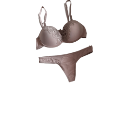 Conjunto Pop Bege com Renda