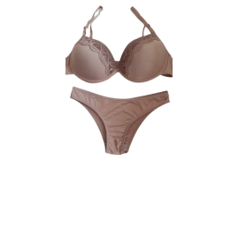 Conjunto Pop Bege com Renda
